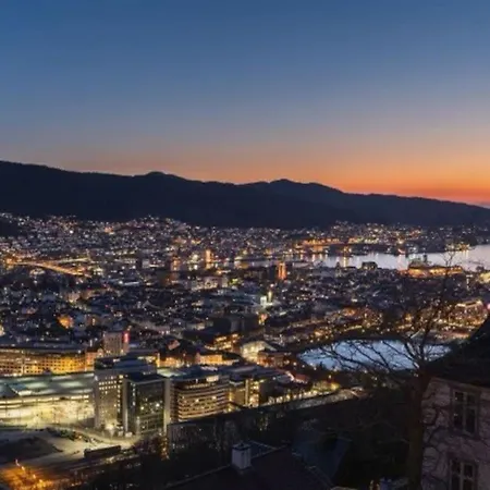 Appartamento Fin Med Parkering!