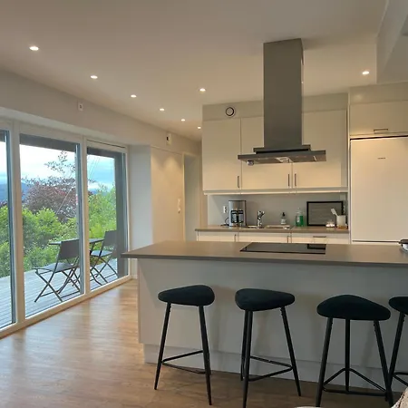 Fin Med Parkering! Appartement *